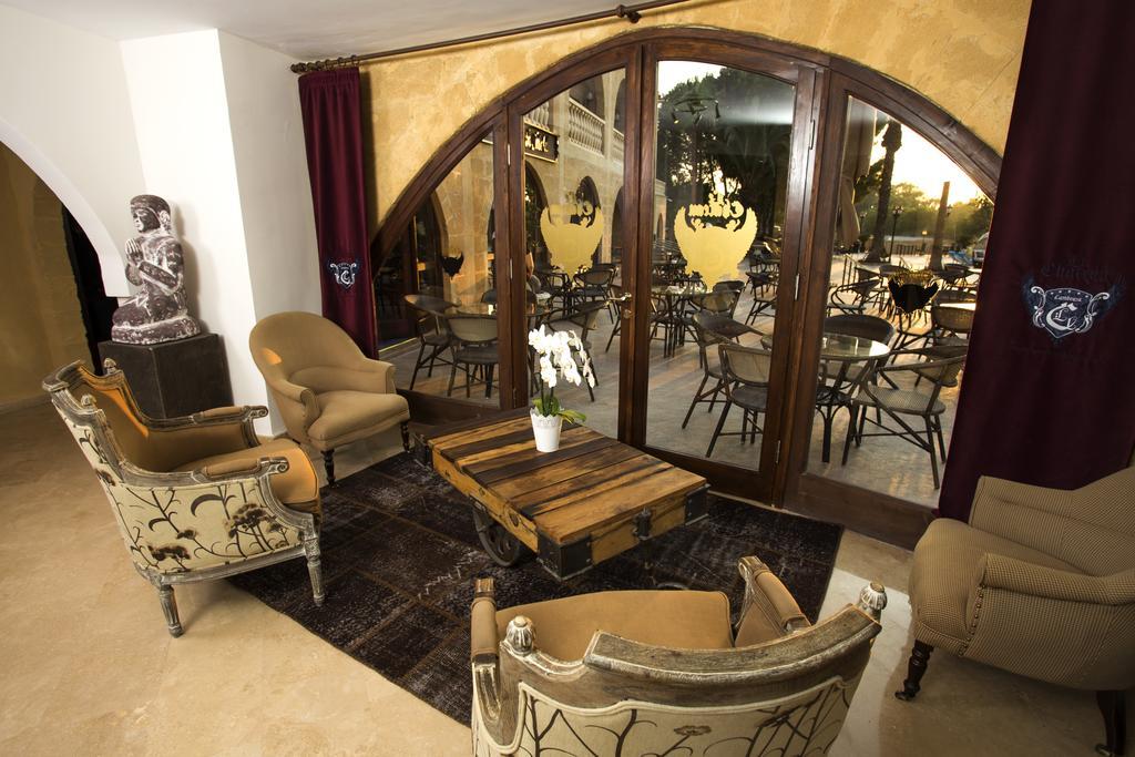 Le Chateau Lambousa ลาปิโทส ภายนอก รูปภาพ