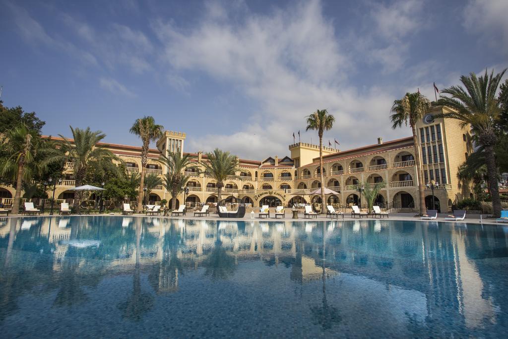 Le Chateau Lambousa ลาปิโทส ภายนอก รูปภาพ